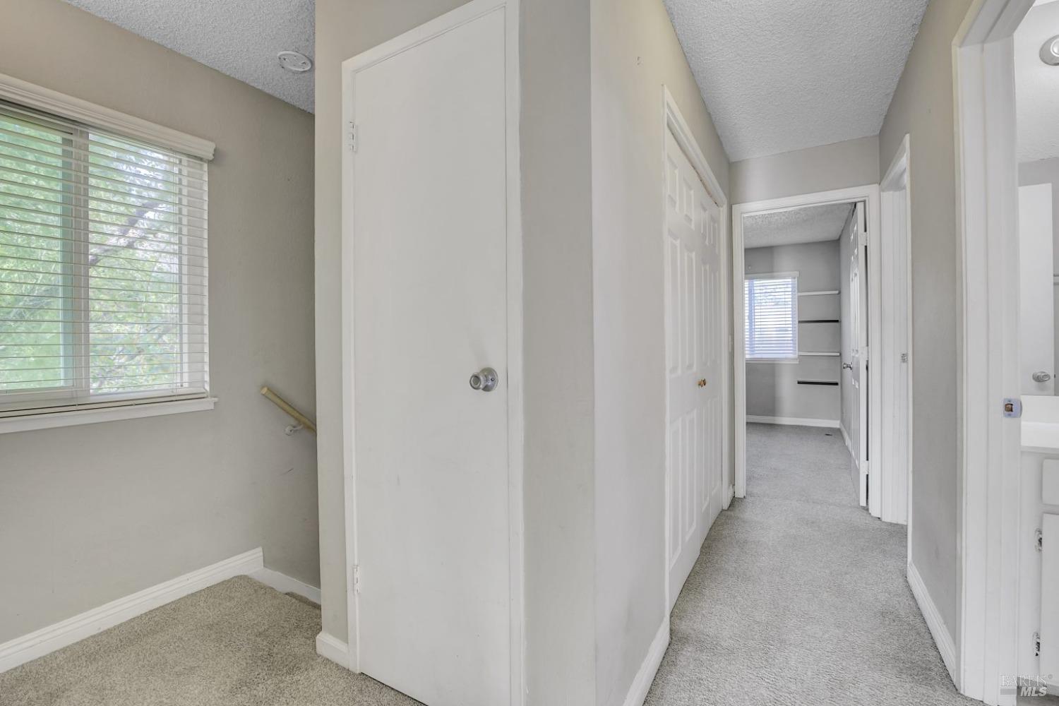 566 Santa Alicia Drive Rohnert Park, CA 94928 - Photo 14 of 28