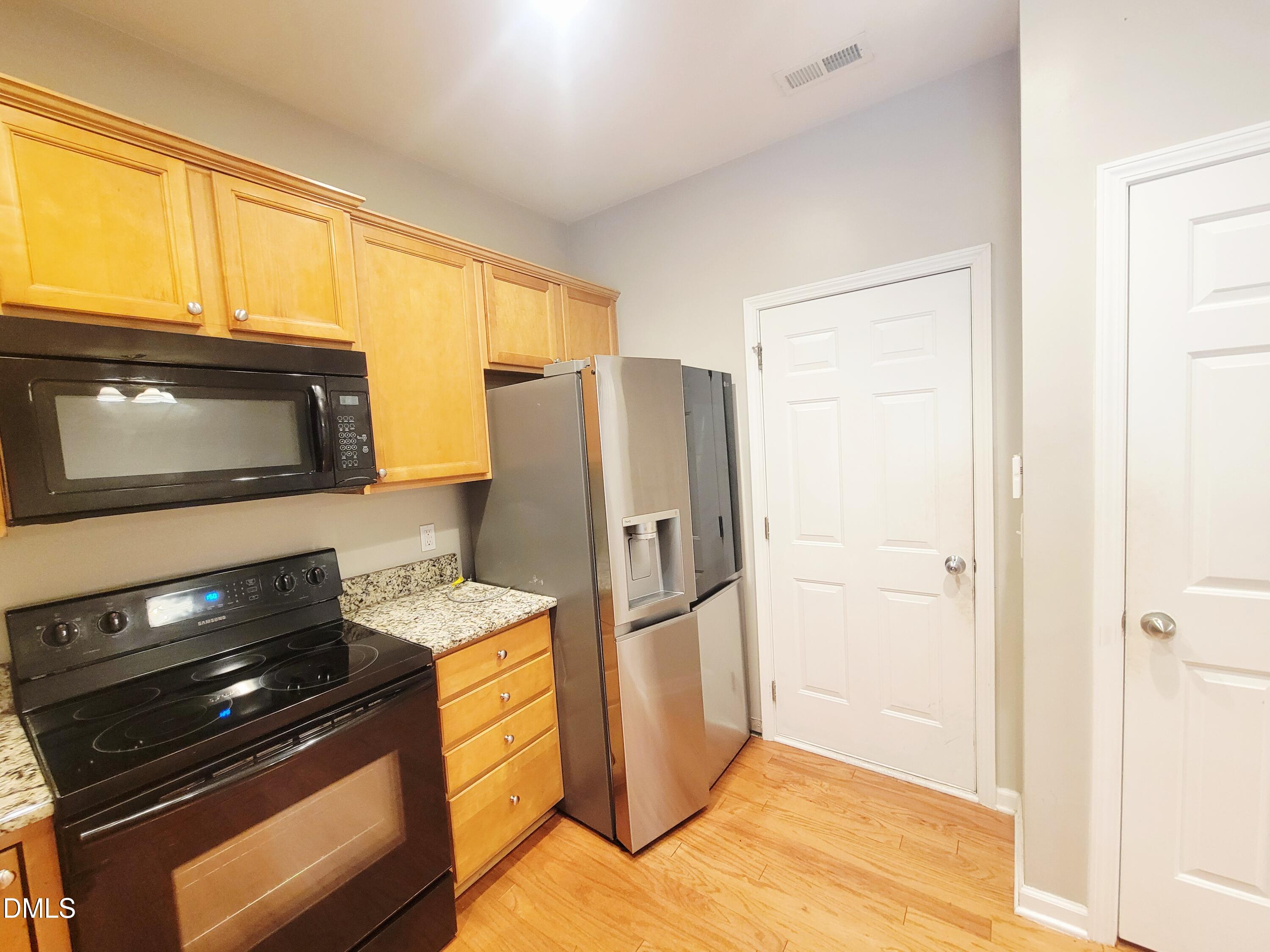 7248 Racine Way Raleigh, NC 27615 - Photo 8 of 46 20260812_100757