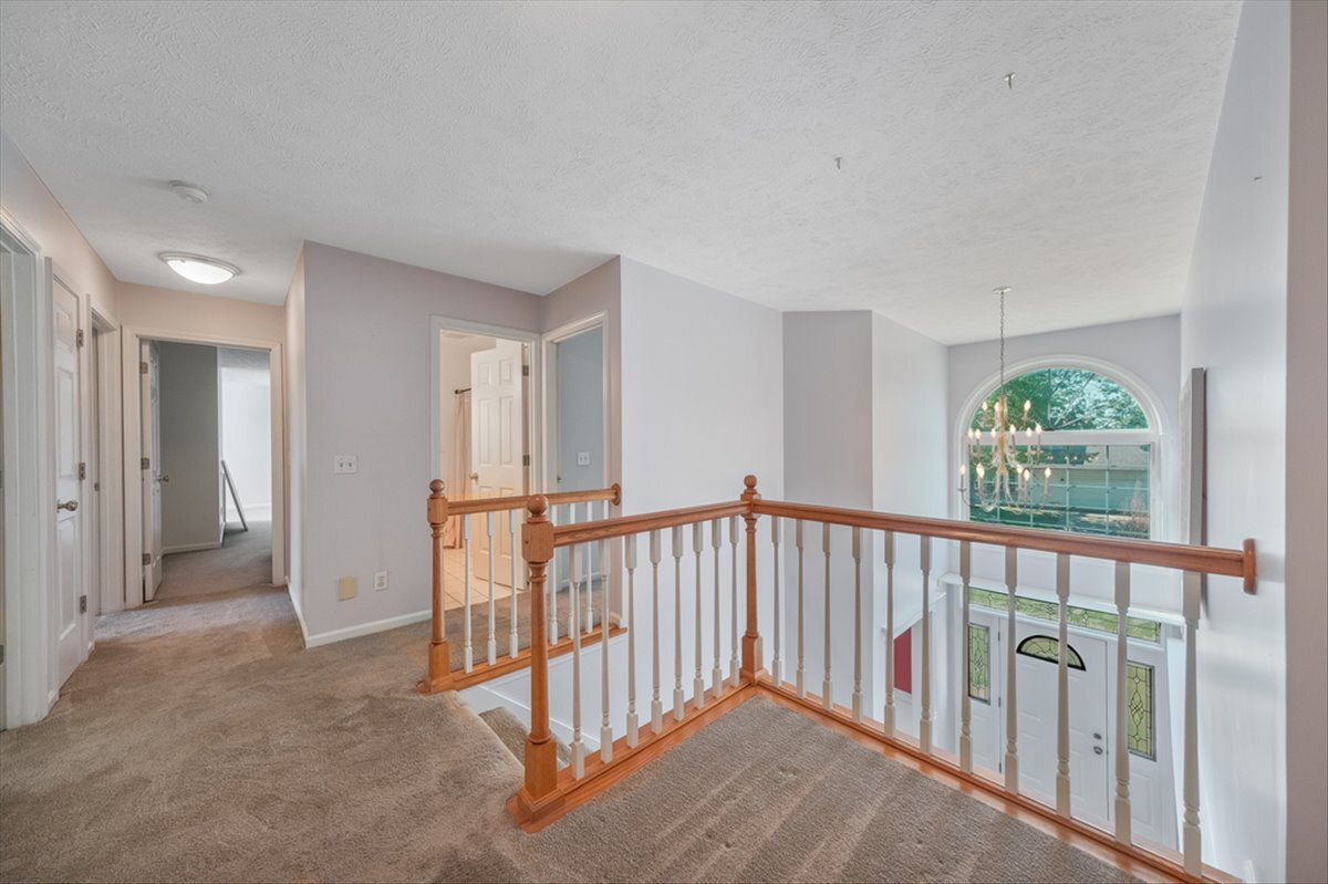 4406 Crossgate Drive Champaign, IL 61822 - Photo 28 of 64 a view of hallway with a hallway