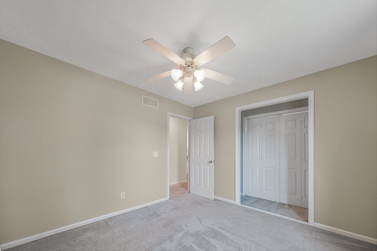 4406 Crossgate Drive Champaign, IL 61822 - Photo 39 of 64