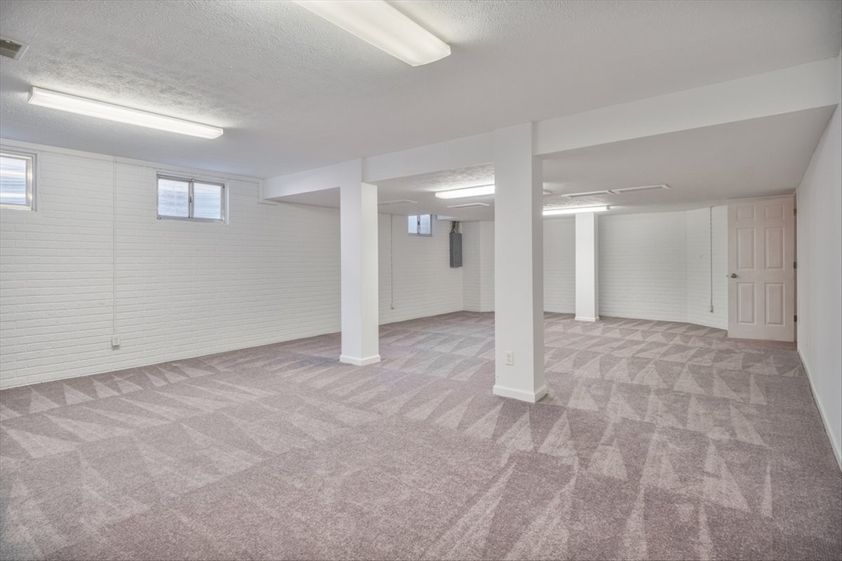 4406 Crossgate Drive Champaign, IL 61822 - Photo 51 of 64