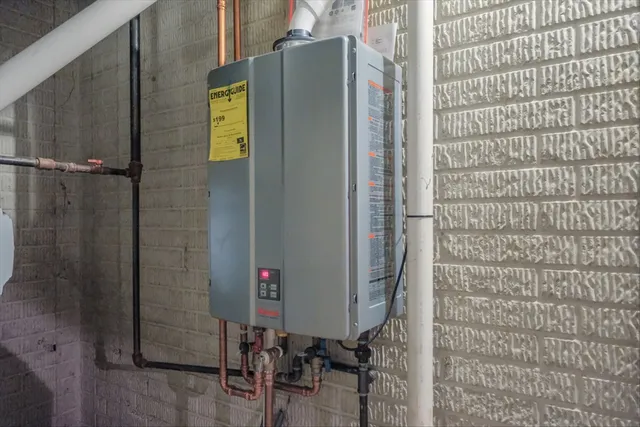 $499,900 | 4406 Crossgate Drive, Champaign, IL 61822