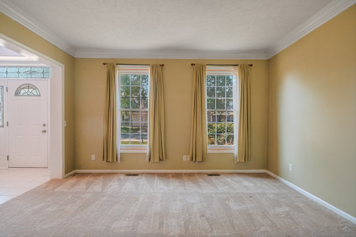 4406 Crossgate Drive Champaign, IL 61822 - Photo 7 of 64