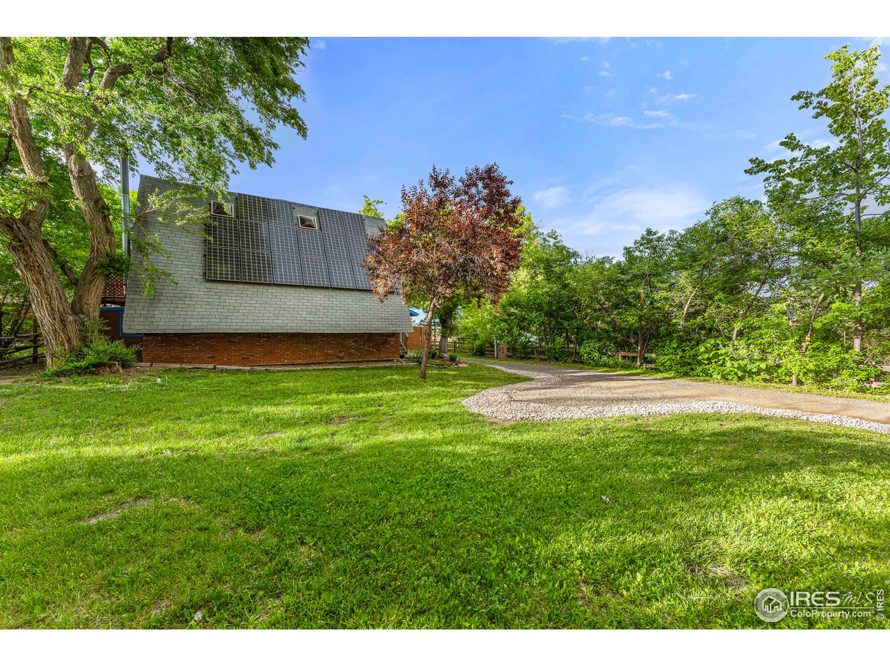 4731 Jay Road Boulder, CO 80301 - Photo 30 of 33 a view of a backyard