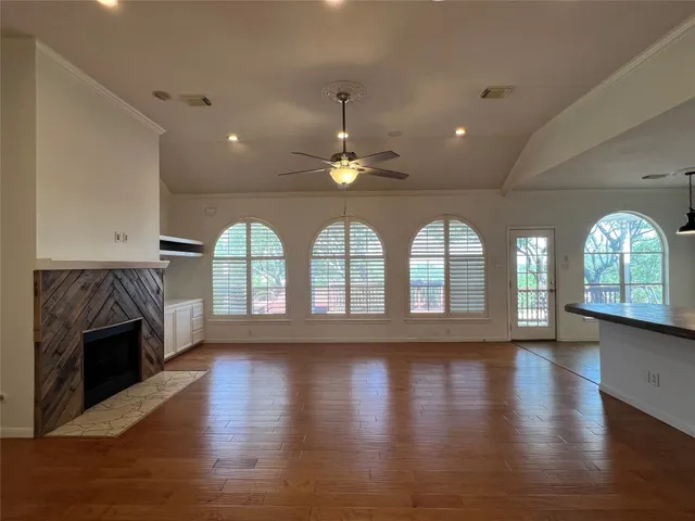 $3,100 | 10400 West Cave Loop, Dripping Springs, TX 78620