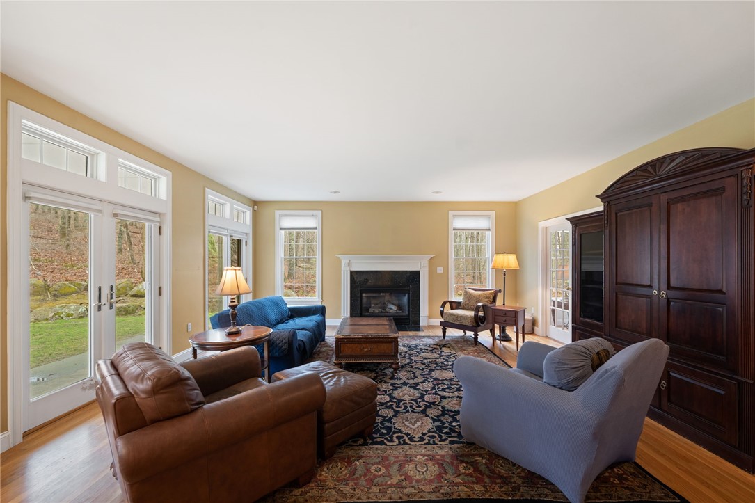 153 Sakonnet Ridge Drive Tiverton, RI 02878 - Photo 21 of 50 Gallery Image 21