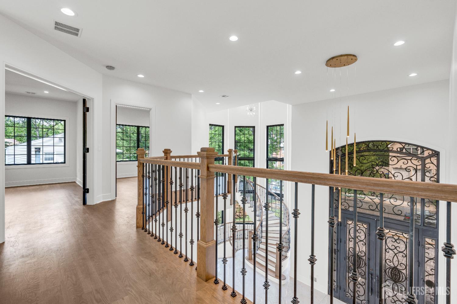 28 Harding Avenue Edison, NJ 08820 - Photo 21 of 62