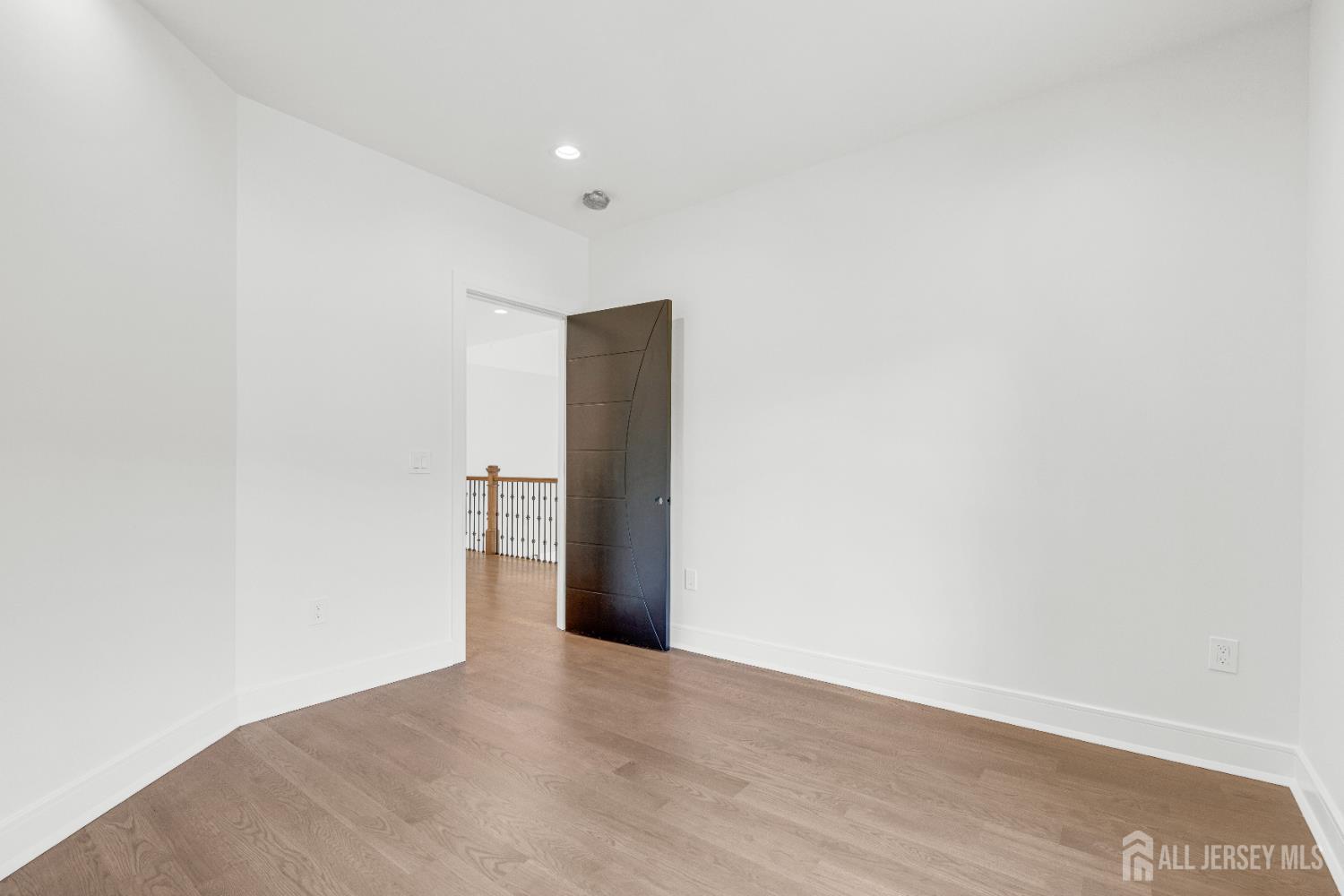 28 Harding Avenue Edison, NJ 08820 - Photo 41 of 62 a view of an empty room