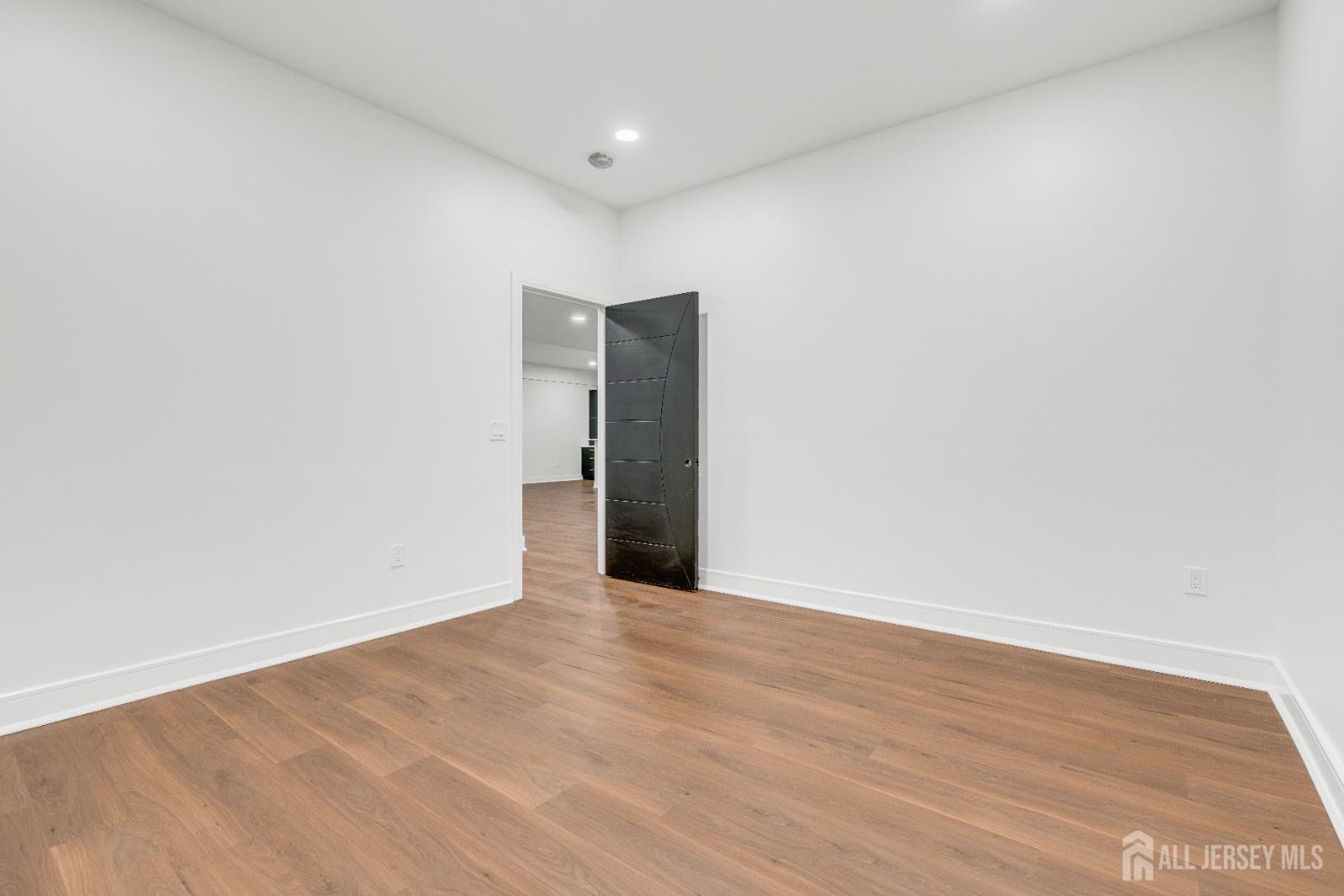28 Harding Avenue Edison, NJ 08820 - Photo 56 of 62 a view of an empty room