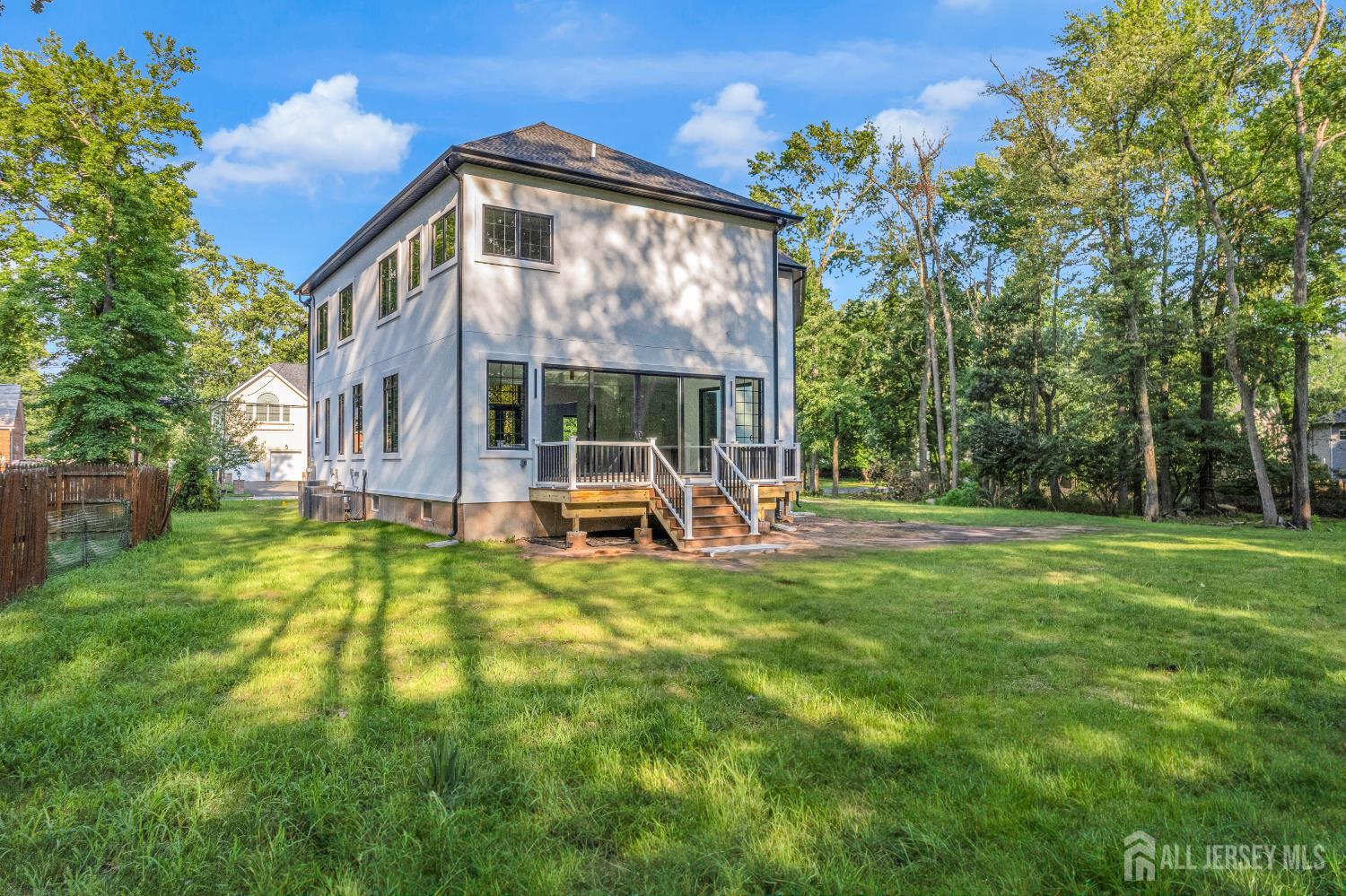28 Harding Avenue Edison, NJ 08820 - Photo 59 of 62 a view of a house with backyard and sitting area