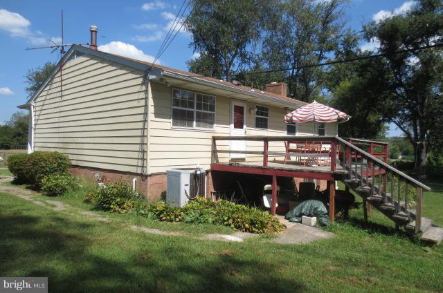 3205 Green Knoll Road Baltimore, MD 21244 - Photo 2 of 24 Exterior (Rear)