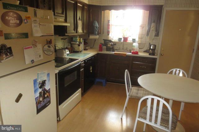 3205 Green Knoll Road Baltimore, MD 21244 - Photo 12 of 24 Kitchen
