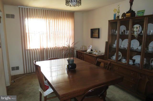 3205 Green Knoll Road Baltimore, MD 21244 - Photo 14 of 24 Dining Room