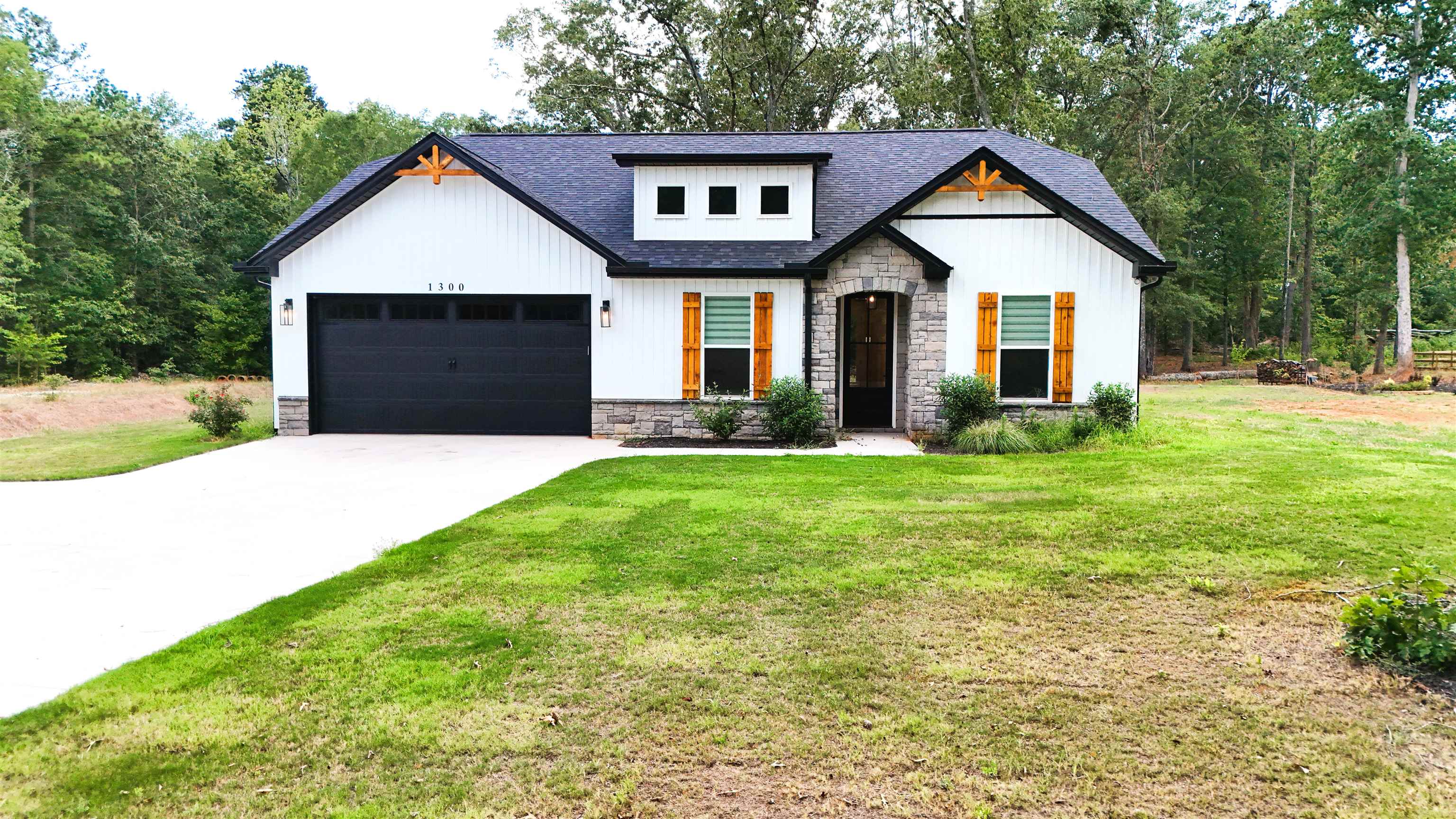1300 Old Denver School Road Anderson, SC 29625 - Photo 1 of 31