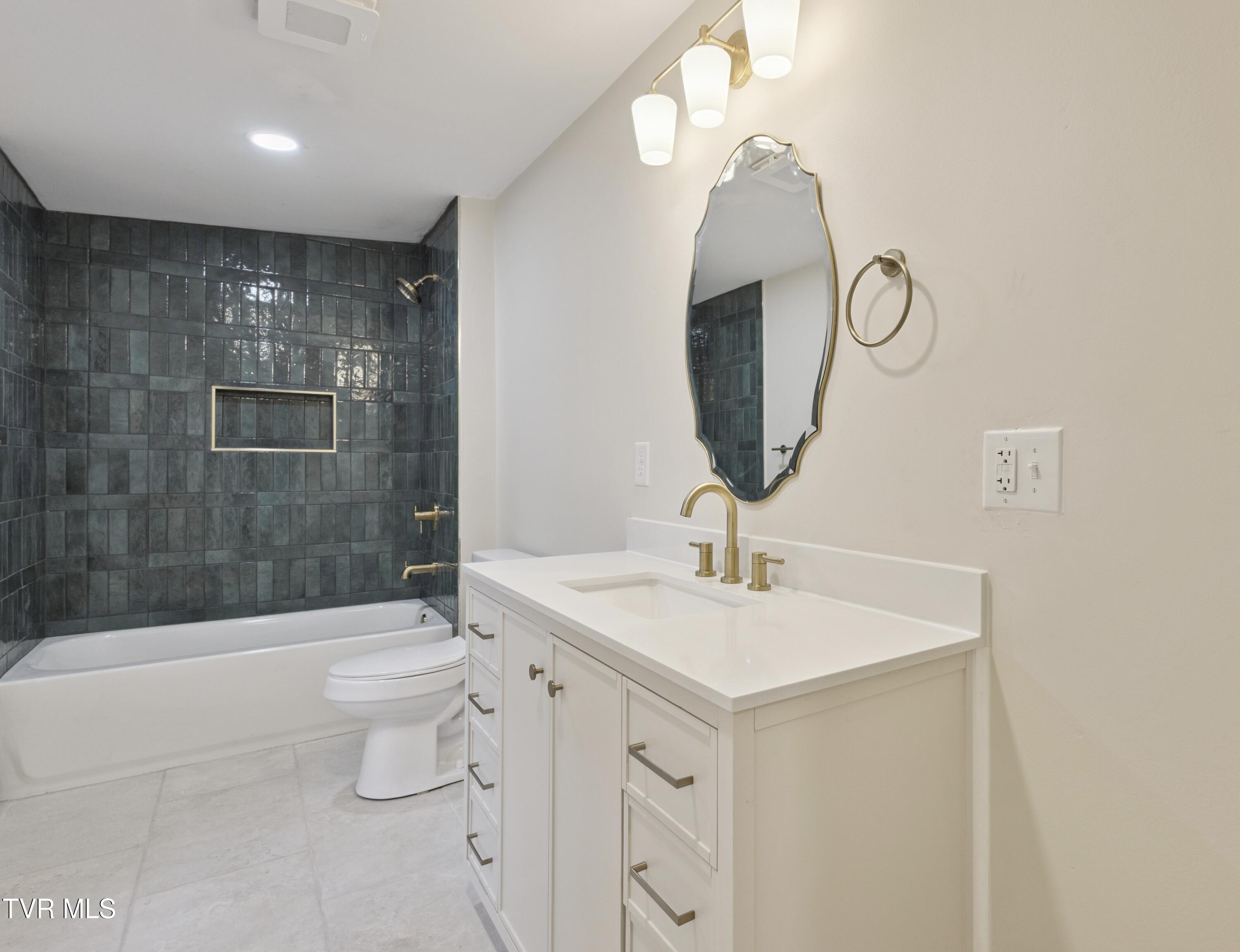 630 Artrip Road Cleveland, VA 24225 - Photo 11 of 43 IMG_0351