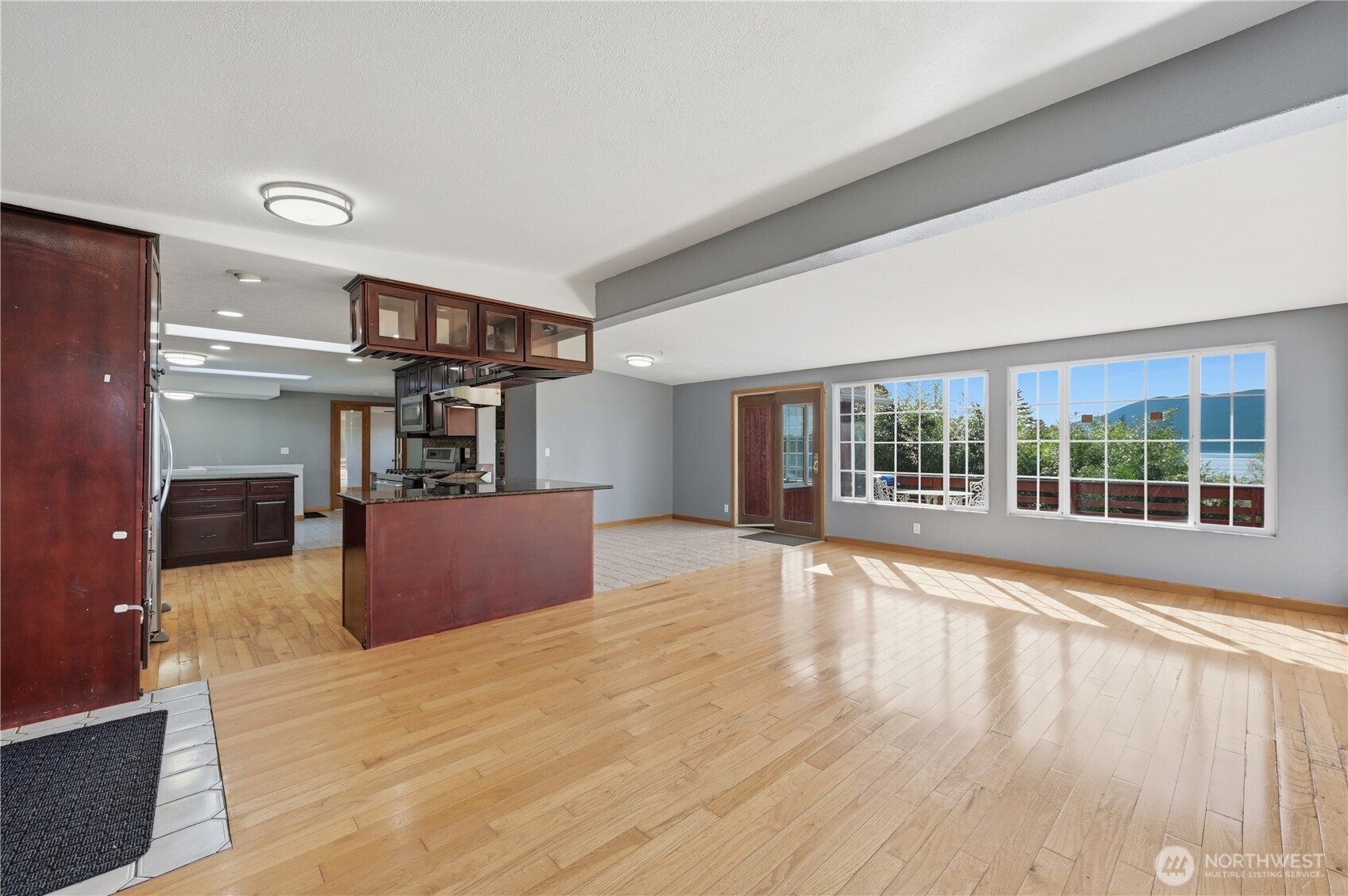 2539 MacKenzie Road Bellingham, WA 98226 - Photo 4 of 40