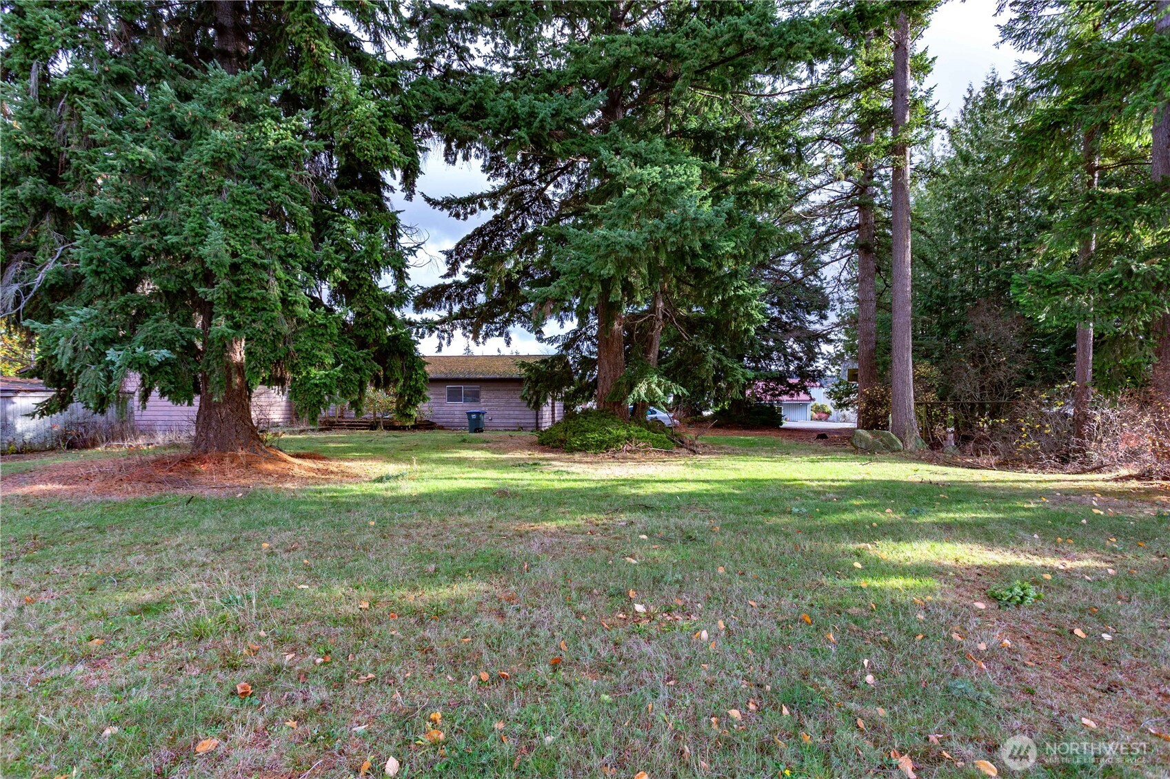 4045 Iron Gate Road Bellingham, WA 98226 - Photo 15 of 35 Gallery Image 15