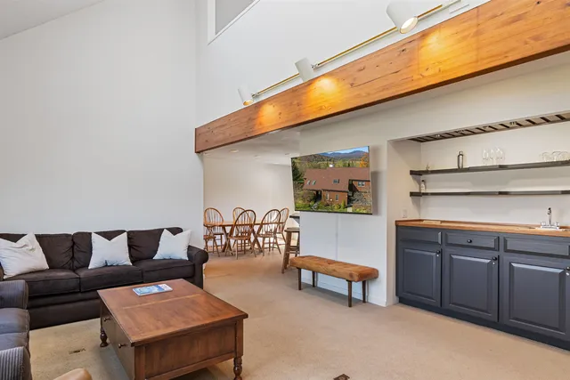 $975,000 | 48 Wildlife Road, Unit 53, Stowe, VT 05672