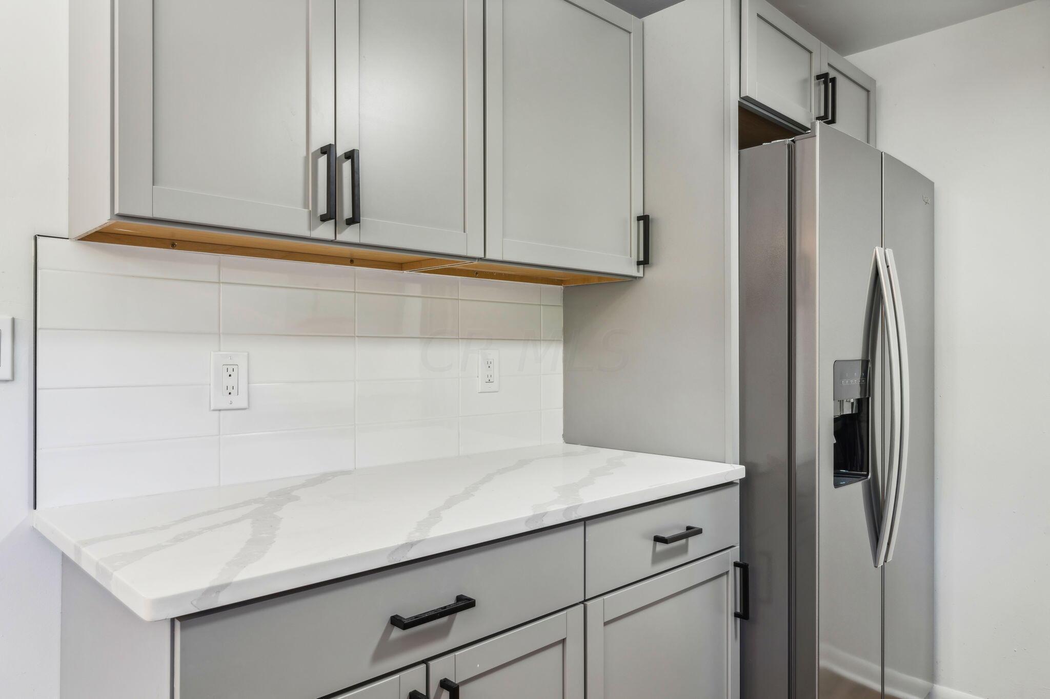 3699 Alpena Road Columbus, OH 43232 - Photo 5 of 18 A CHEFS DREAM!