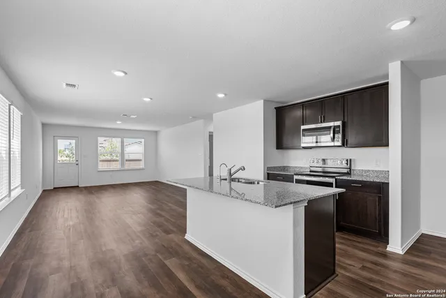 $306,110 | 5123 Bay Breeze, San Antonio, TX 78245