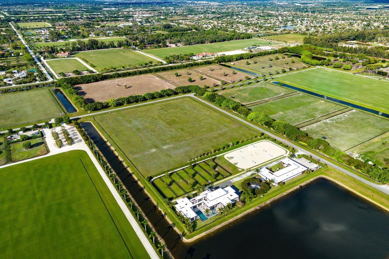 5111 Lasso Way Wellington, FL 33449 - Photo 4 of 12