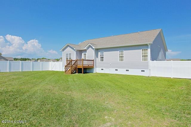 219 Echo Ridge Road Swansboro, NC 28584 - Photo 4 of 30 219EchoRidge-005