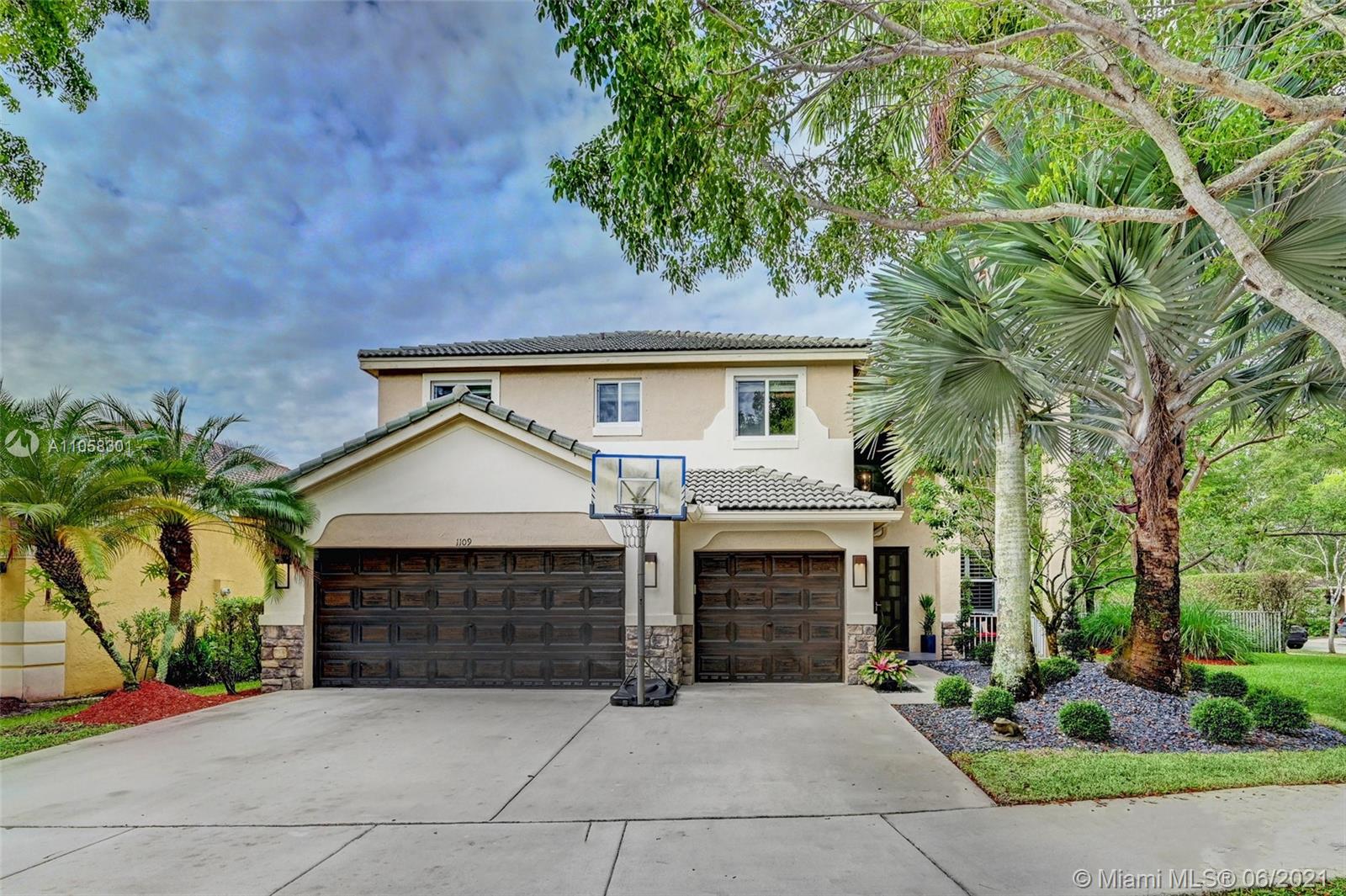 1109 Lavender Circle Weston, FL 33327 - Photo 1 of 57