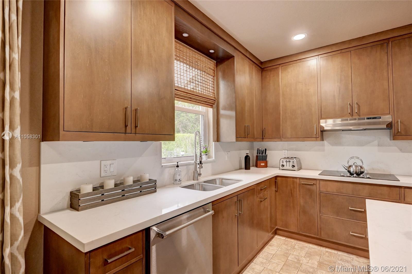 1109 Lavender Circle Weston, FL 33327 - Photo 19 of 57