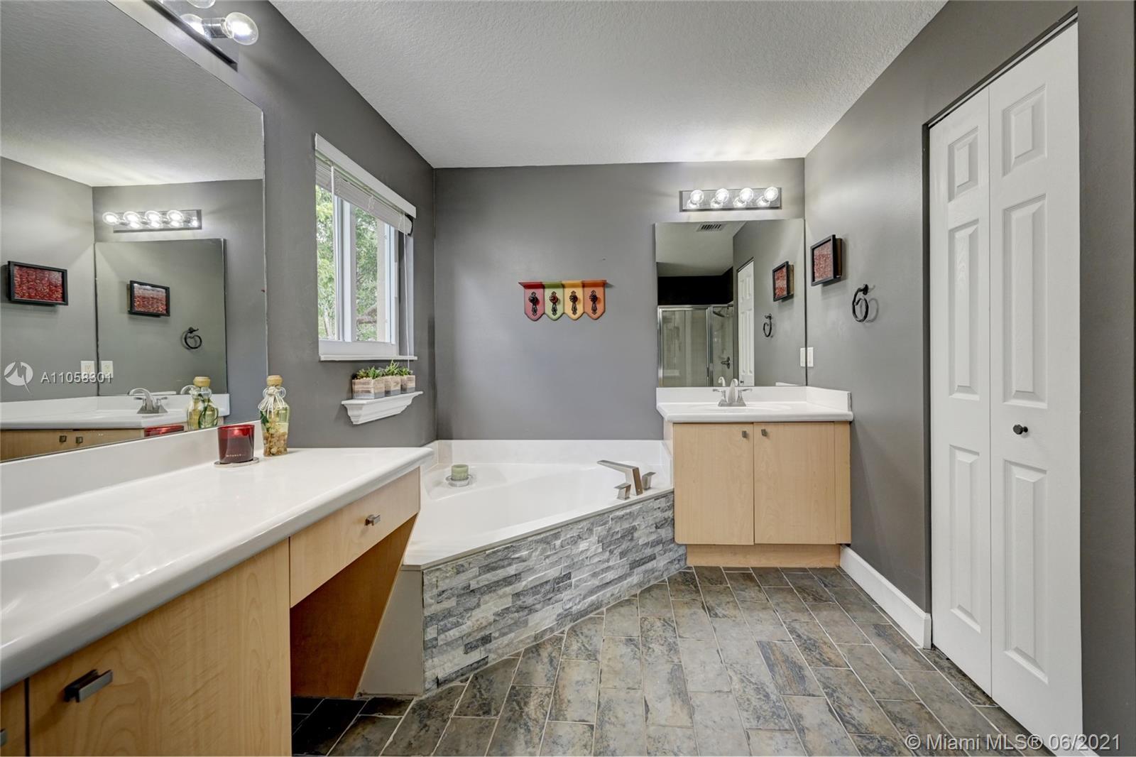 1109 Lavender Circle Weston, FL 33327 - Photo 42 of 57