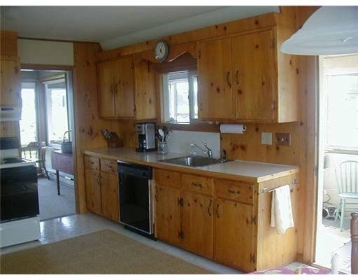 30 Mouse Island Road Tenants Harbor, ME 04860 - Photo 7 of 12 Kitchen.