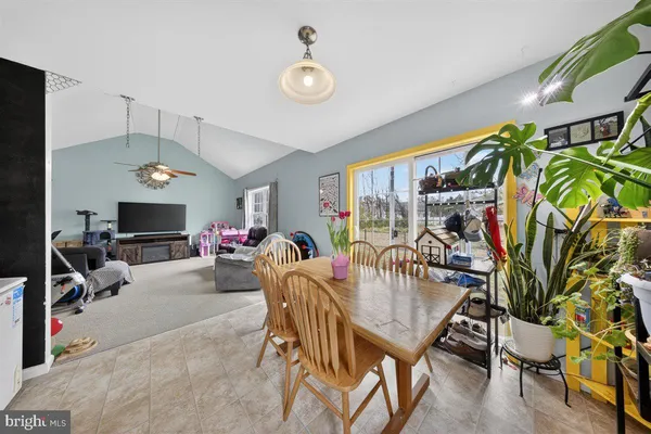 $335,000 | 32998 Forest Knoll Drive, Laurel, DE 19956