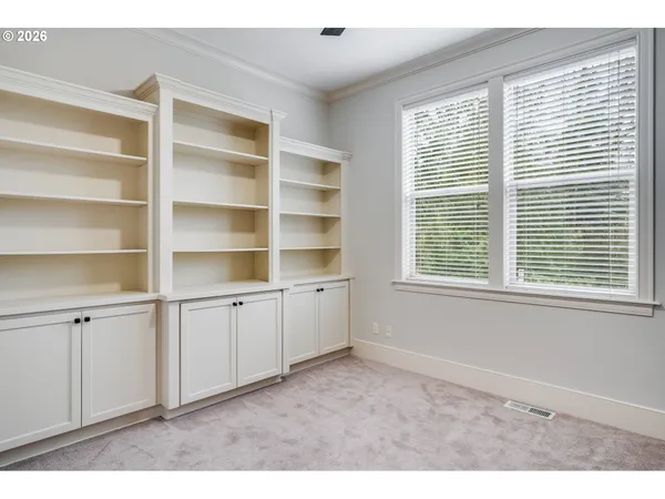 $975,000 | 1880 Northwest Deette Drive, Portland, OR 97229