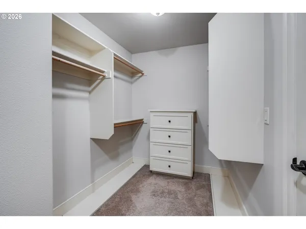 $975,000 | 1880 Northwest Deette Drive, Portland, OR 97229