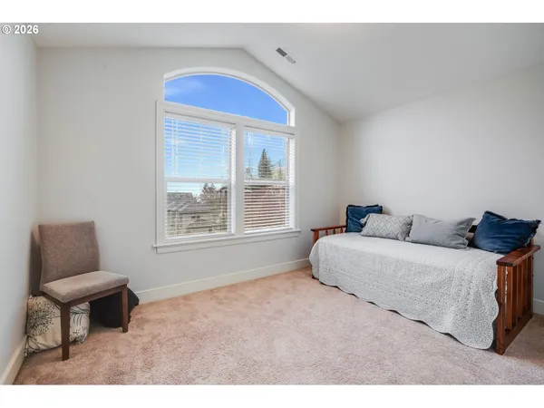 $975,000 | 1880 Northwest Deette Drive, Portland, OR 97229