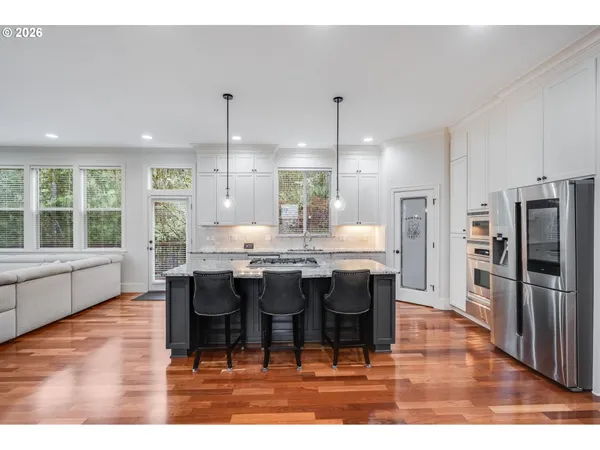 $975,000 | 1880 Northwest Deette Drive, Portland, OR 97229