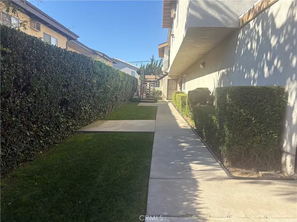 a view of a pathway of a building
