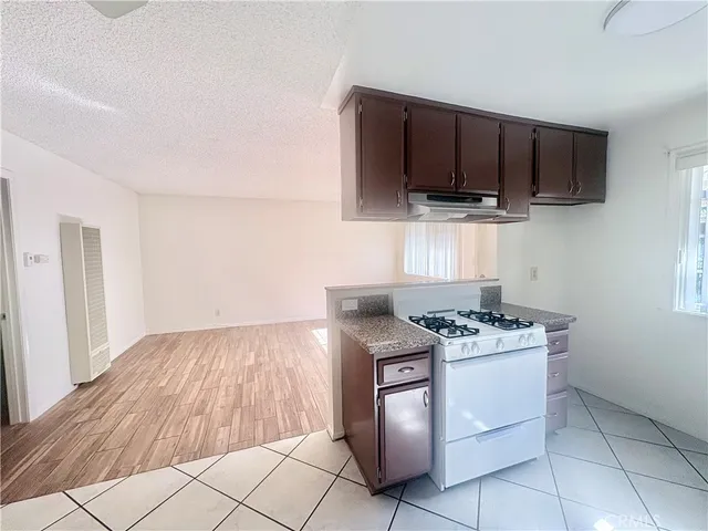 $1,950 | 11751 Colima Road, Unit B, Whittier, CA 90604