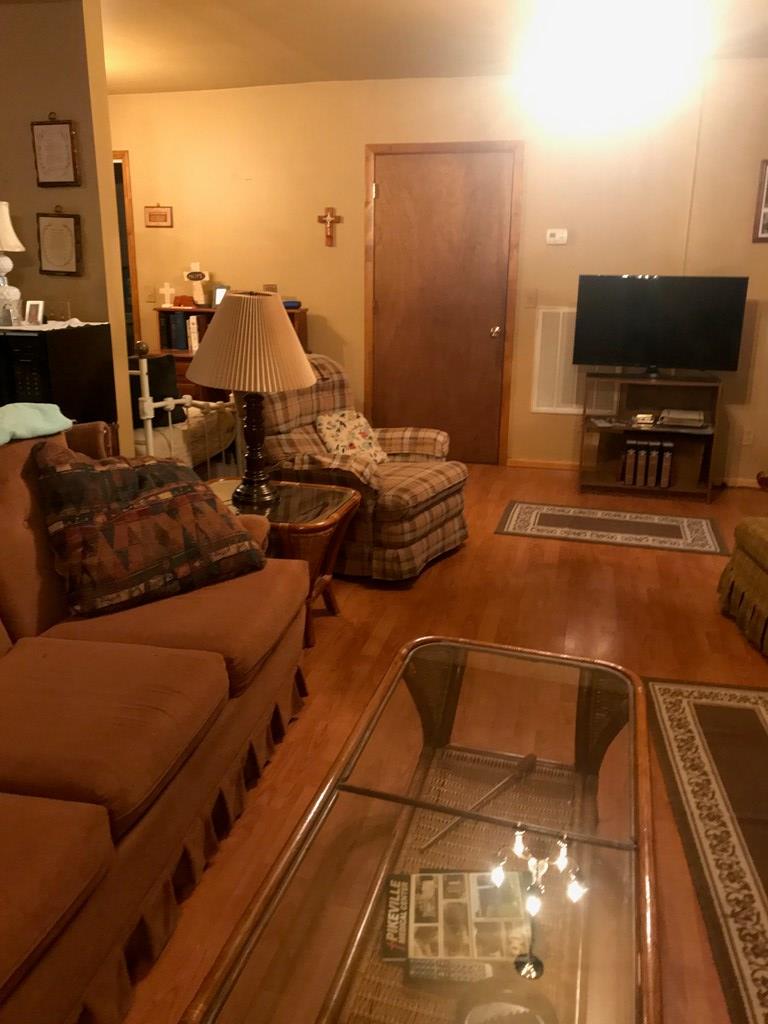 5503 Lesters Fork Road Grundy, VA 24614 - Photo 17 of 32 Gallery Image 17