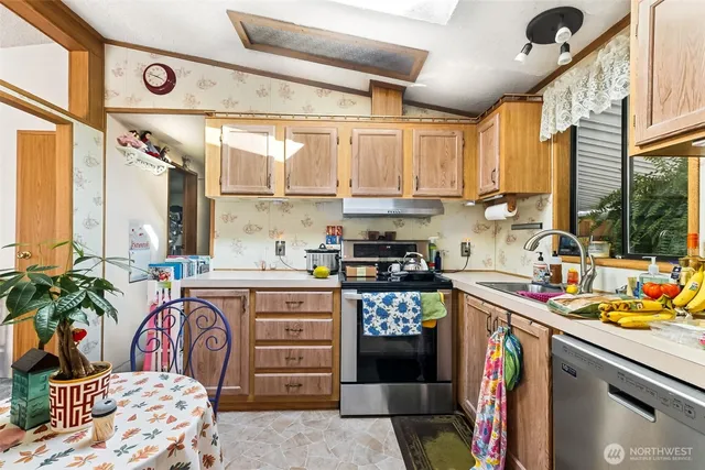 $124,900 | 2311 Sunset Avenue, Enumclaw, WA 98022