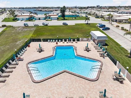 $489,000 | 555 Boca Ciega Point Boulevard South, Unit 555, St. Petersburg, FL 33708
