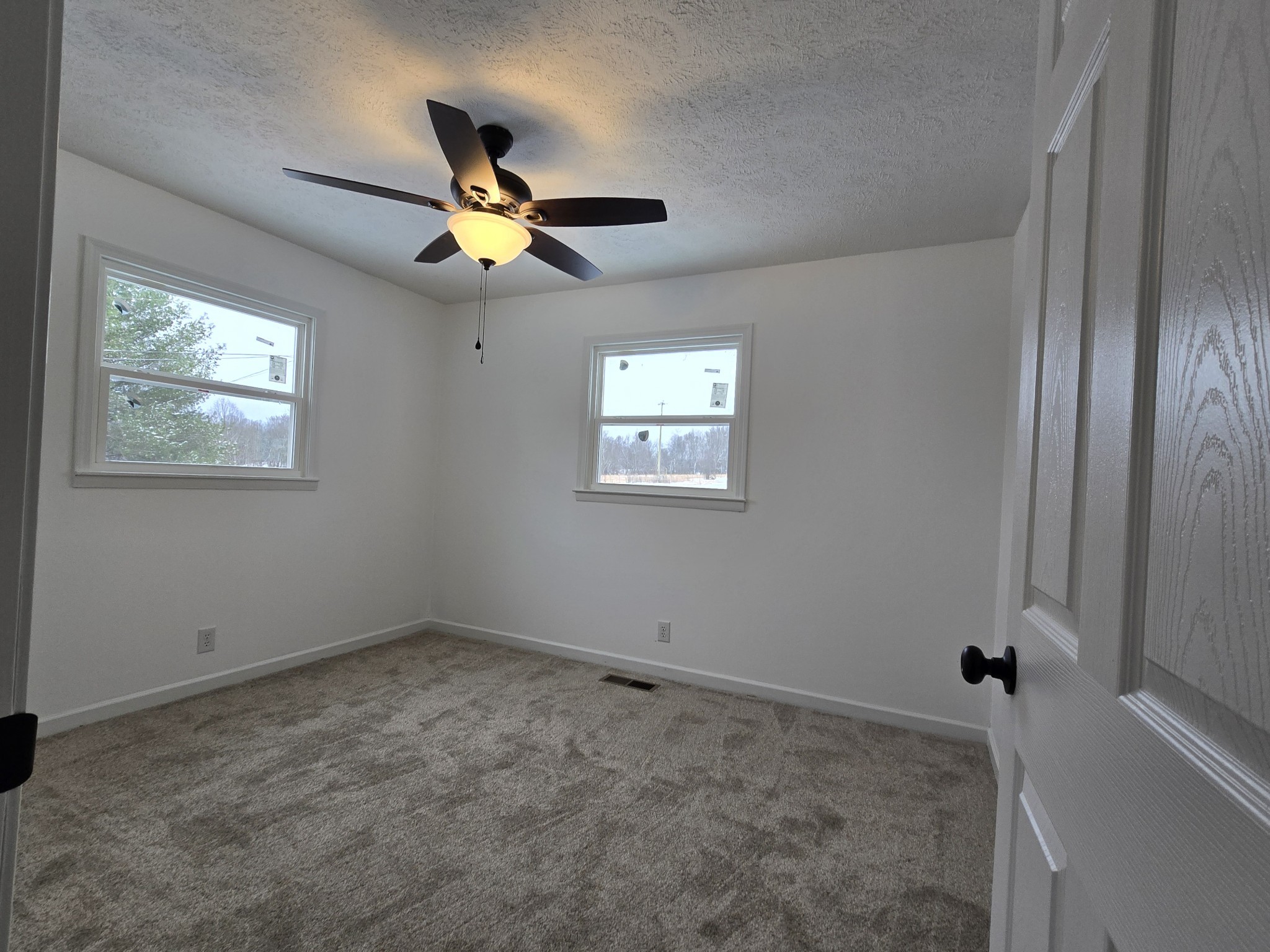 392 Sullivan Road McMinnville, TN 37110 - Photo 15 of 29