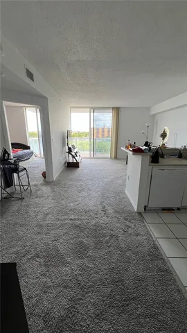 $2,000 | 5077 Northwest 7th Street, Unit 505, Miami, FL 33126