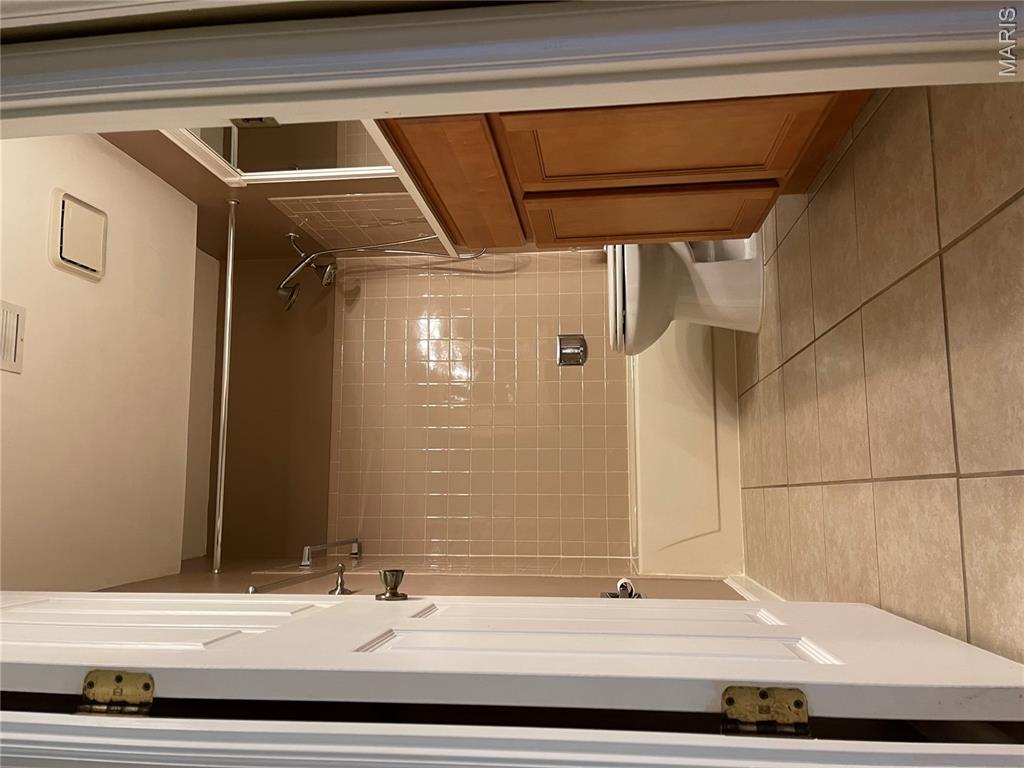 1332 Holgate Drive, Unit G5 Ballwin, MO 63021 - Photo 25 of 31