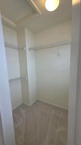 $2,375 | 1547 Cass Lake Road, Keego Harbor, MI 48320