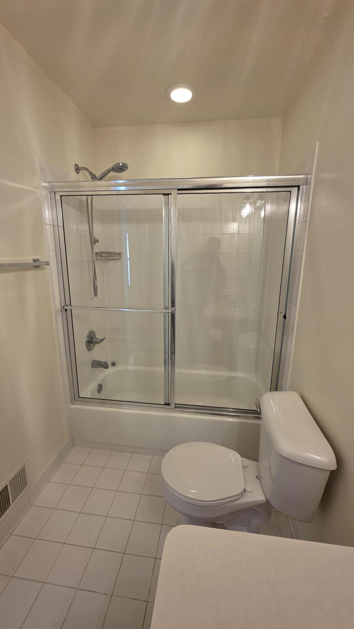 1547 Cass Lake Road Keego Harbor, MI 48320 - Photo 17 of 24 20260205_113111