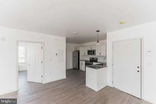 $1,525 | 7105 Ridge Avenue, Unit B1, Philadelphia, PA 19128