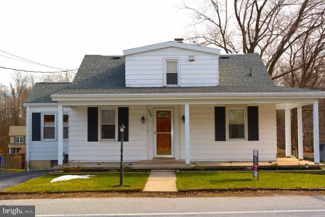 309 Valley Road Enola, PA 17025 - Photo 1 of 20 Gallery Image 1