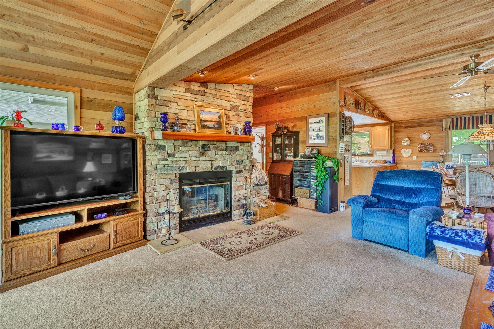 1030 Carters Island Road Goodview, VA 24095 - Photo 21 of 75 16-042020210008