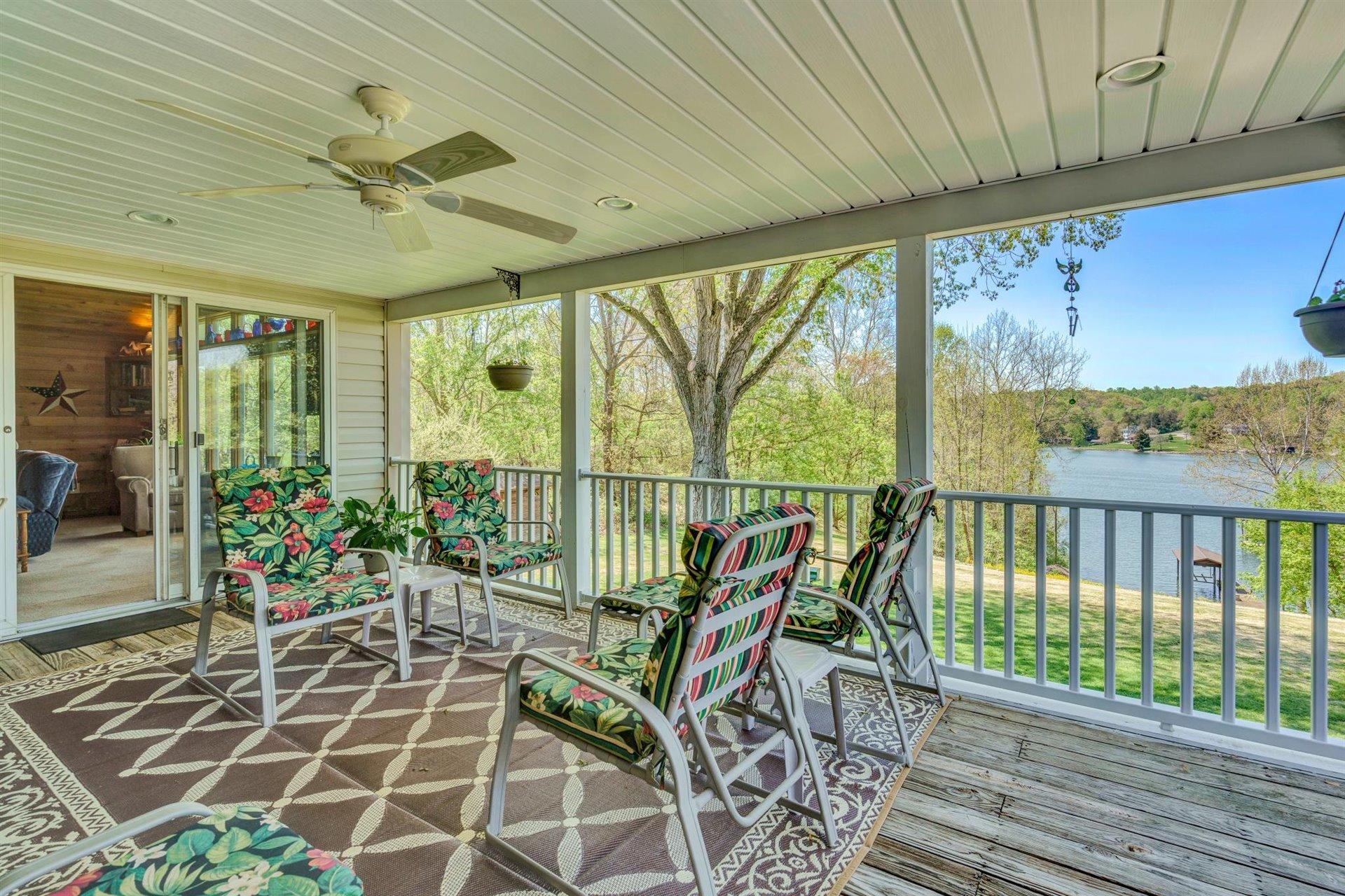 1030 Carters Island Road Goodview, VA 24095 - Photo 22 of 75 18-042020210010