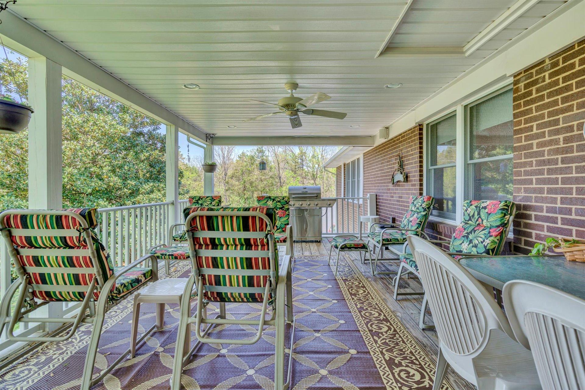 1030 Carters Island Road Goodview, VA 24095 - Photo 4 of 75 17-042020210009